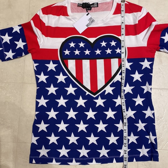 Womens Love MOSCHINO ❤️ USA Shirt, NEW! Size MEDIUM (8)🇺🇸 - Picture 4 of 8